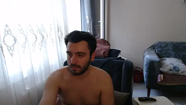 handsomeee04 webcam