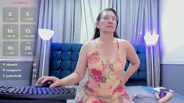 Oriana_Jhonson webcam