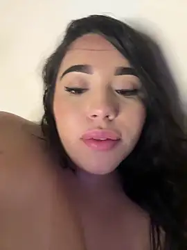 SofiaWildee webcam