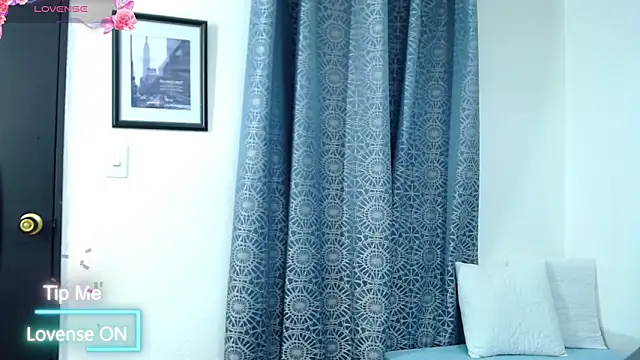 KellyJoness_ webcam