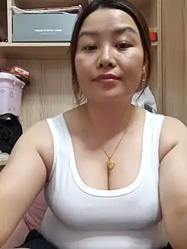 jennie_dogy - Jennie_dogy's free webcam - UK Sex Cams