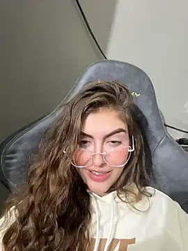 miiabellovic webcam