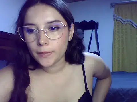 alara-estrella webcam