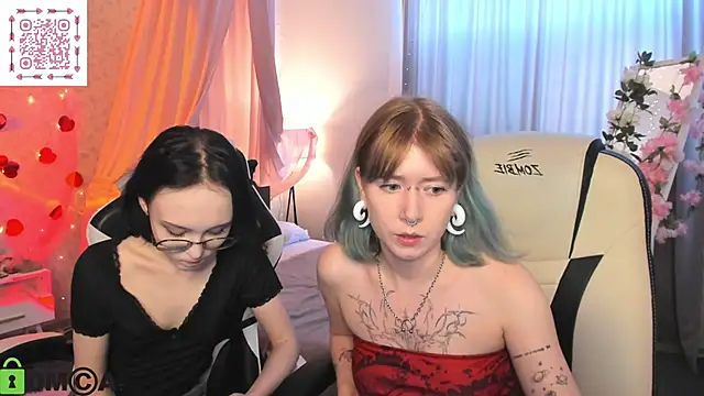 Elira_Vane webcam