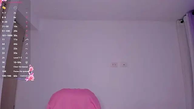 Hinata_99 webcam