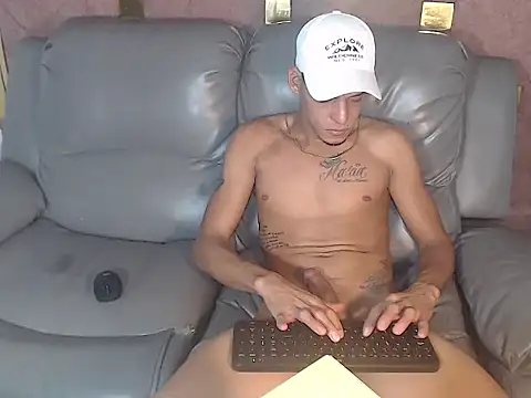 Brendt_Hotx webcam
