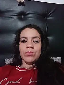 shaira_white webcam