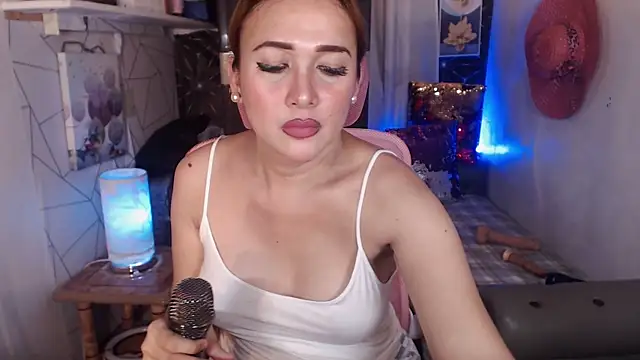 Tamara_Latveya webcam
