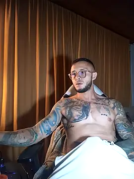 sebastian_horny webcam