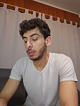 LeoyNicky98 webcam