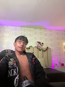 osamu_tay webcam