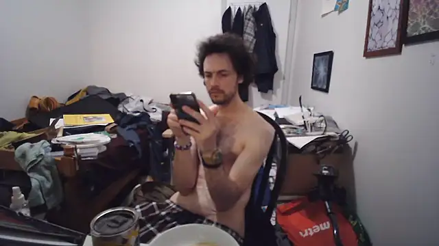 JohnnyMoves webcam