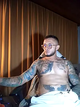 sebastian_horny webcam