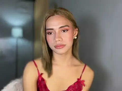 Lovelynikki03 webcam