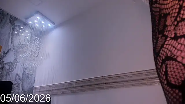 Celora - Trans webcam sex chat