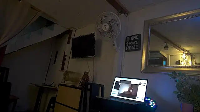 lolateton webcam
