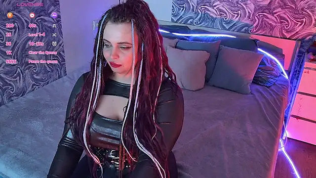 Miss_Maya_Mils webcam
