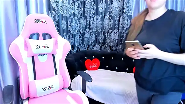 KamilaFoxy webcam