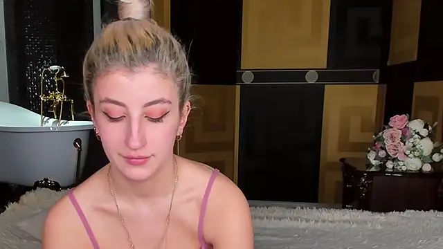 wawmom webcam
