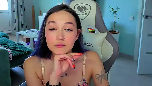 Im_suka webcam