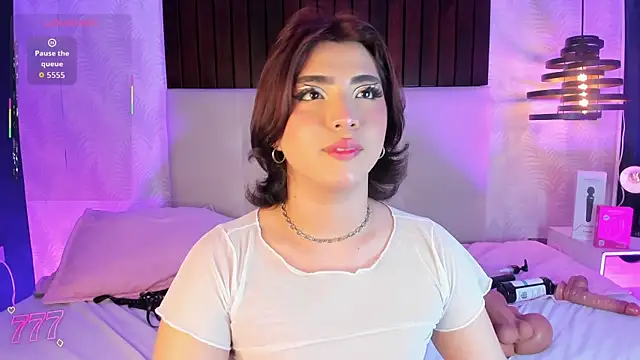 Creamy_Angelo webcam