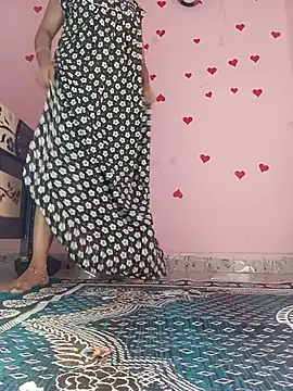 Saniya76 webcam