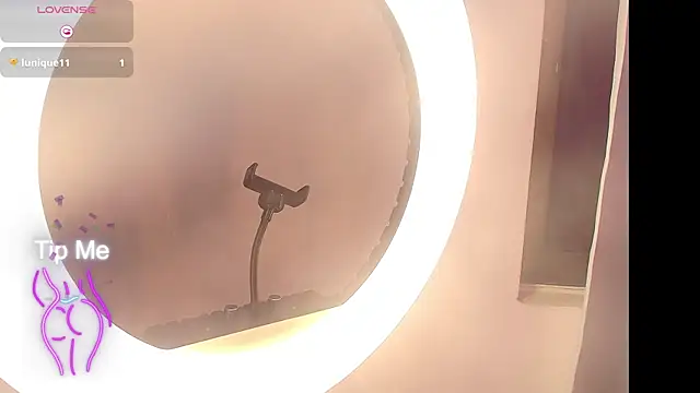 YazminJenner webcam