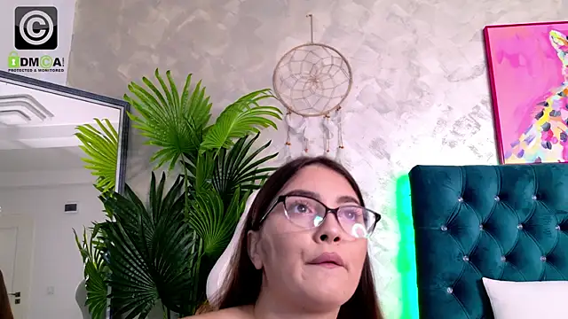 _AzzaLee_ webcam