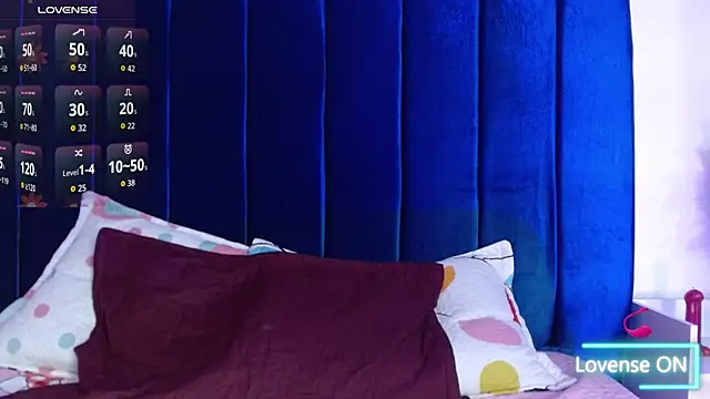 Lucy_wish1 webcam