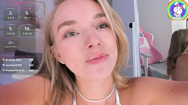 VirginChloe webcam