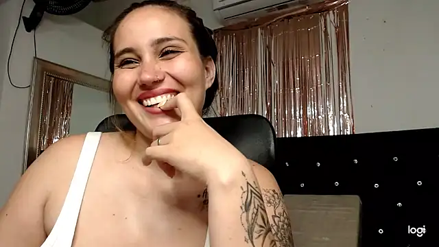 Baby_hornyJM webcam