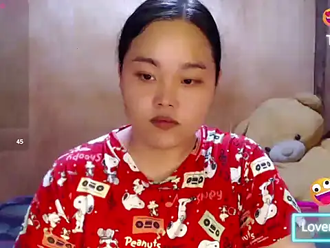 _Lylia webcam