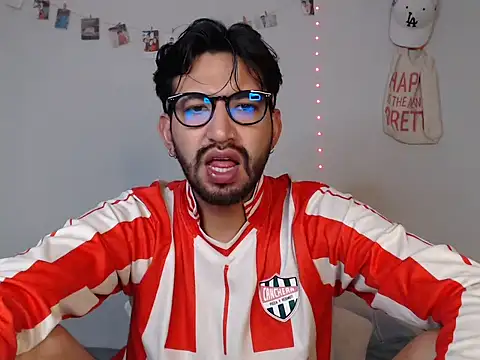 thomass1018 webcam