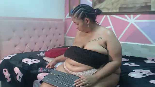 Doll_rihana webcam