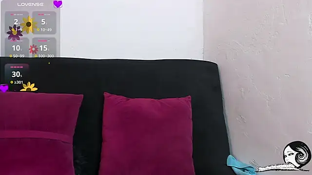 Britney_Rose live cam on StripChat