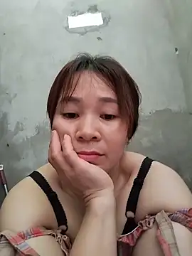 Biva11 live cam on StripChat