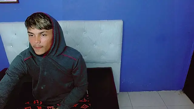 Angel_foxc13 webcam