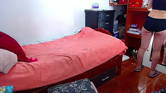 MariamGray1 webcam