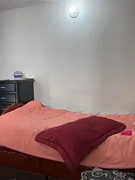 MariamGray1 webcam