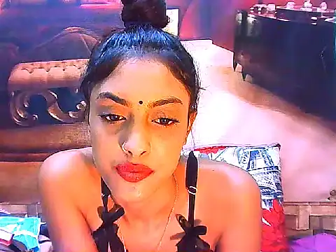 IndianPretty14u2Luv webcam