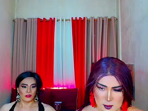 Wildest_Slave_Huntress webcam