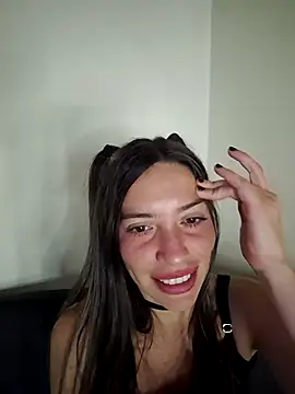 loveuu-bae webcam