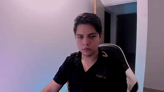 Asta_YunoXXX webcam