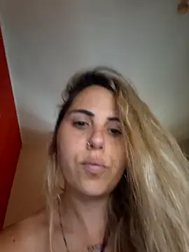 Emilyvuxa webcam