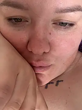 SunnyLeila2101 webcam