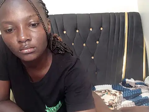 sexyleah25 webcam