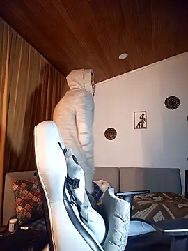 sebastian_horny webcam