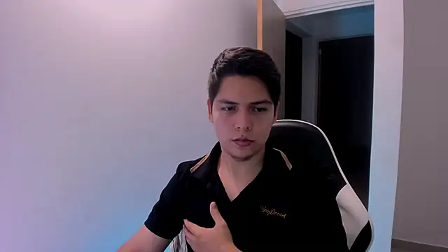Asta_YunoXXX webcam