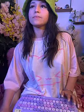 Eymmy_24 webcam