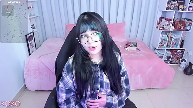 misshoneyxxx - Misshoneyxxx's free webcam - UK Sex Cams